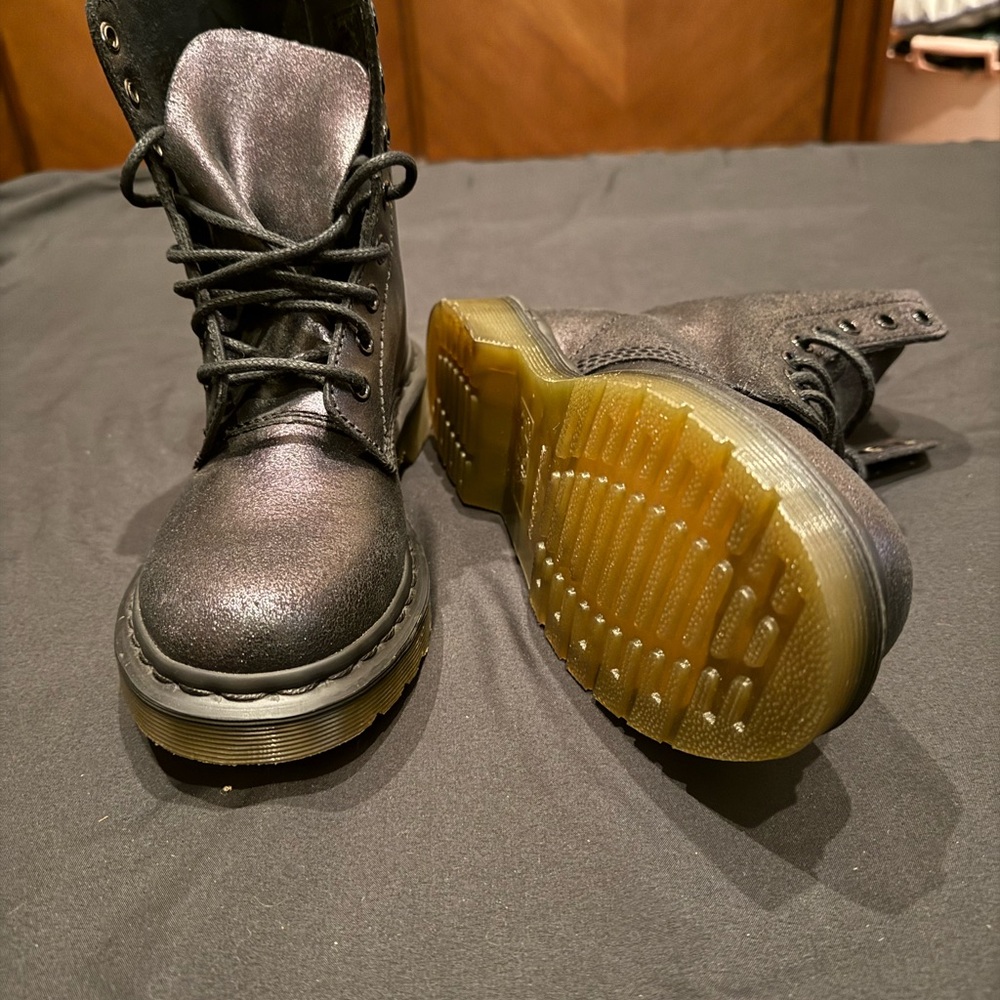 Dr.Martens 1460 Pascal Boots - Picture 3 of 5